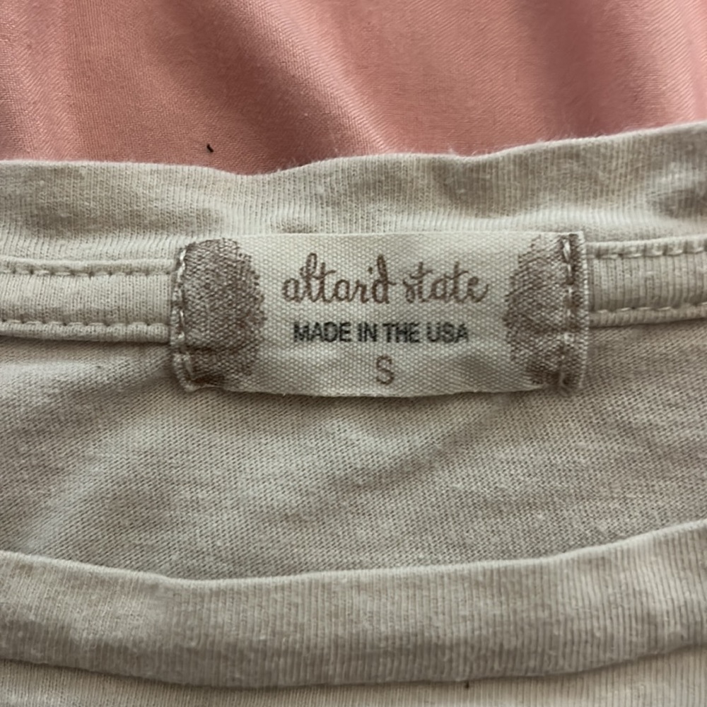 t-shirt - Picture 3 of 3